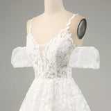 Ivory A-Line Tulle Spaghetti Straps Wedding Dress with Appliques